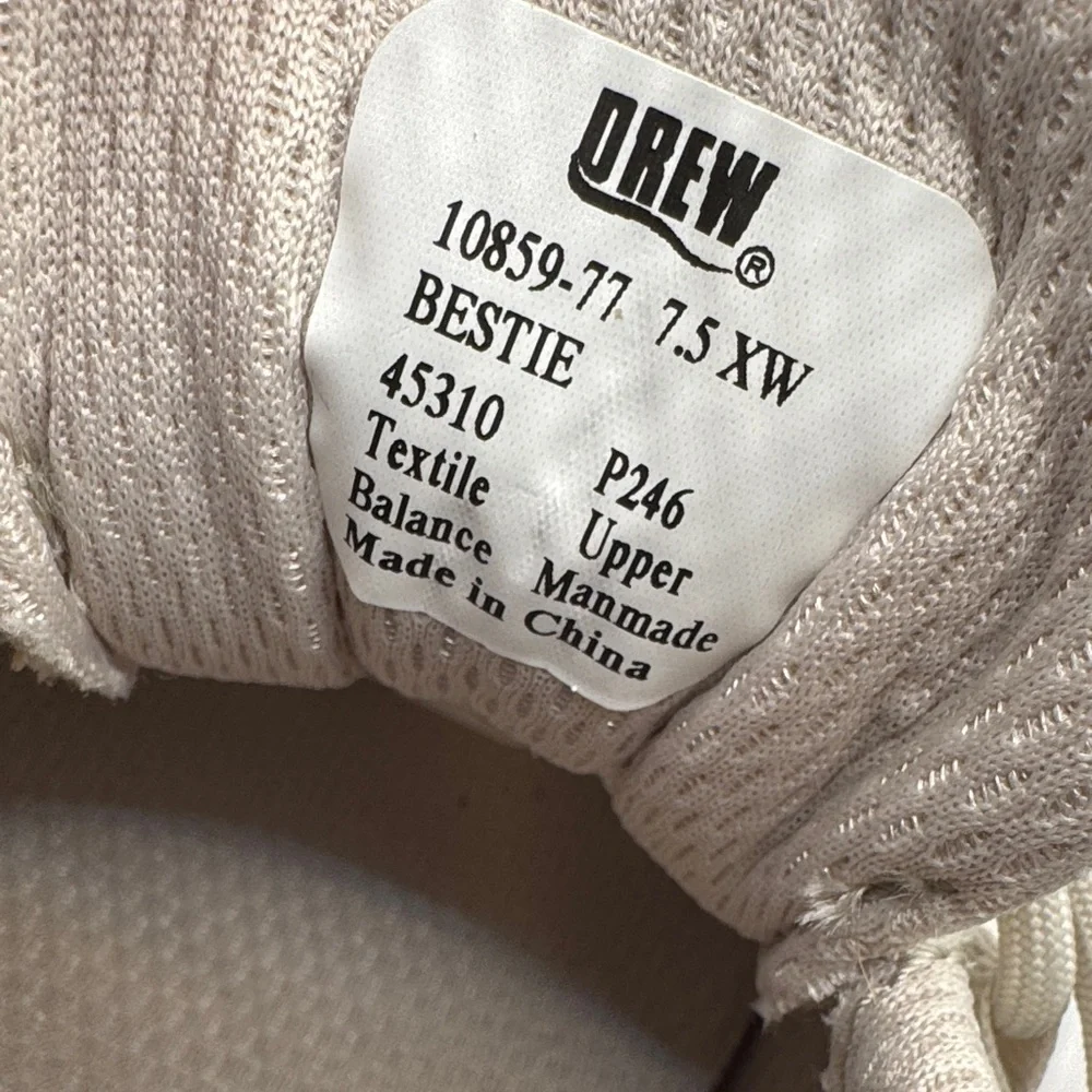 DREW Women’s ‘Bestie’ Athletic/Walking Shoe size 7.5 2E XW - Picture 10 of 12